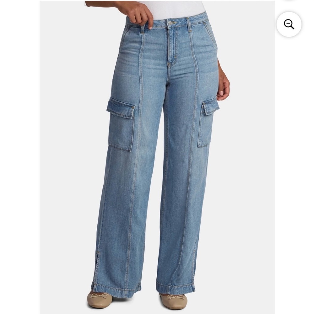 Time and Tru Women's Light Blue Wide Leg Jeans